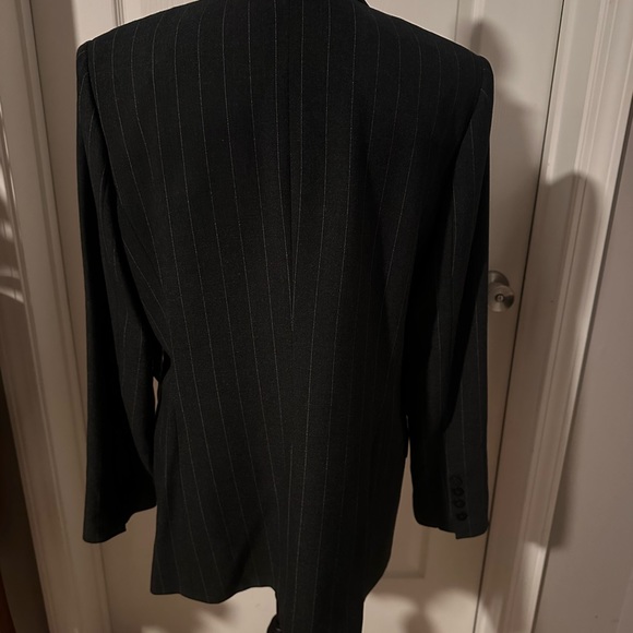 Kenneth Cole Gray blazer - Picture 4 of 12